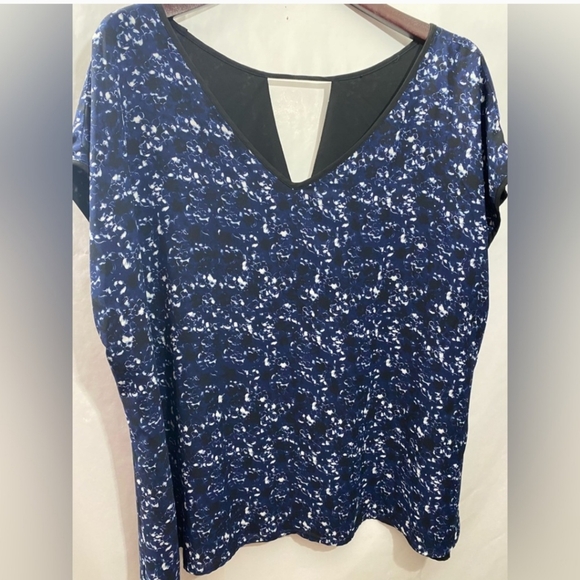 Michel Studio Blouse - 20 - Picture 4 of 14